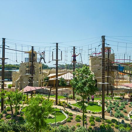 City Of Dreams Mediterranean - Integrated Resort, Casino & Entertainment ลิมาซอล ภายนอก รูปภาพ Adventure Park