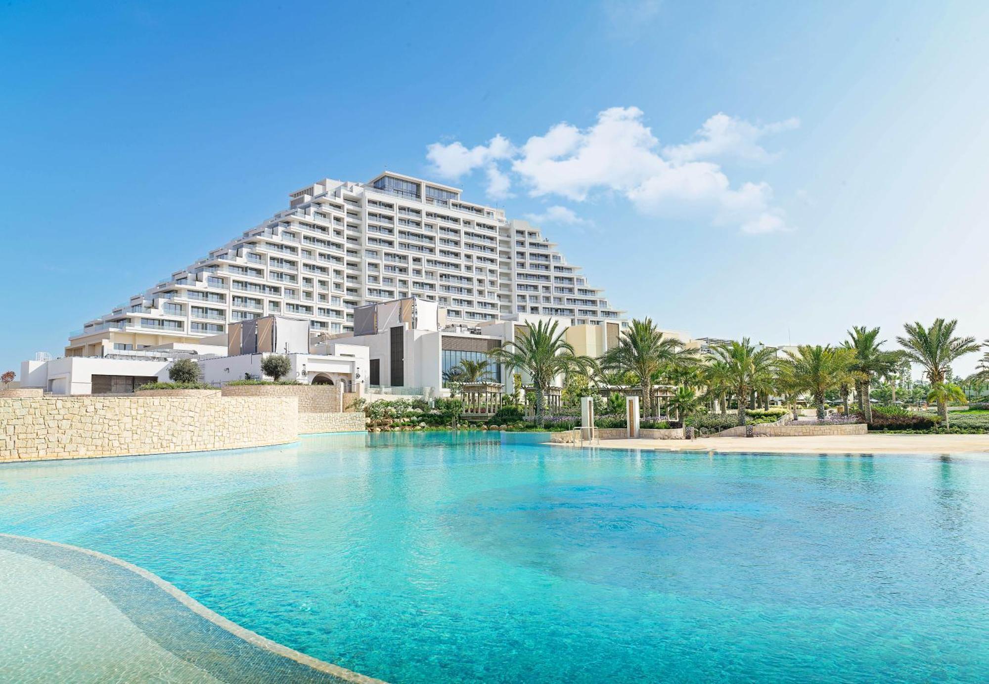 City Of Dreams Mediterranean - Integrated Resort, Casino & Entertainment ลิมาซอล ภายนอก รูปภาพ Hilton Sharm El Sheikh Resort