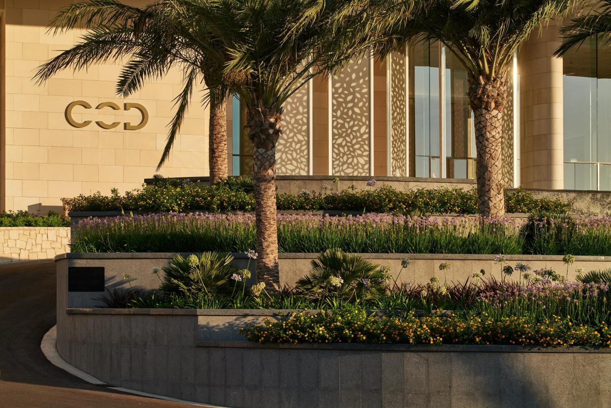 City Of Dreams Mediterranean - Integrated Resort, Casino & Entertainment ลิมาซอล ภายนอก รูปภาพ The entrance of the hotel