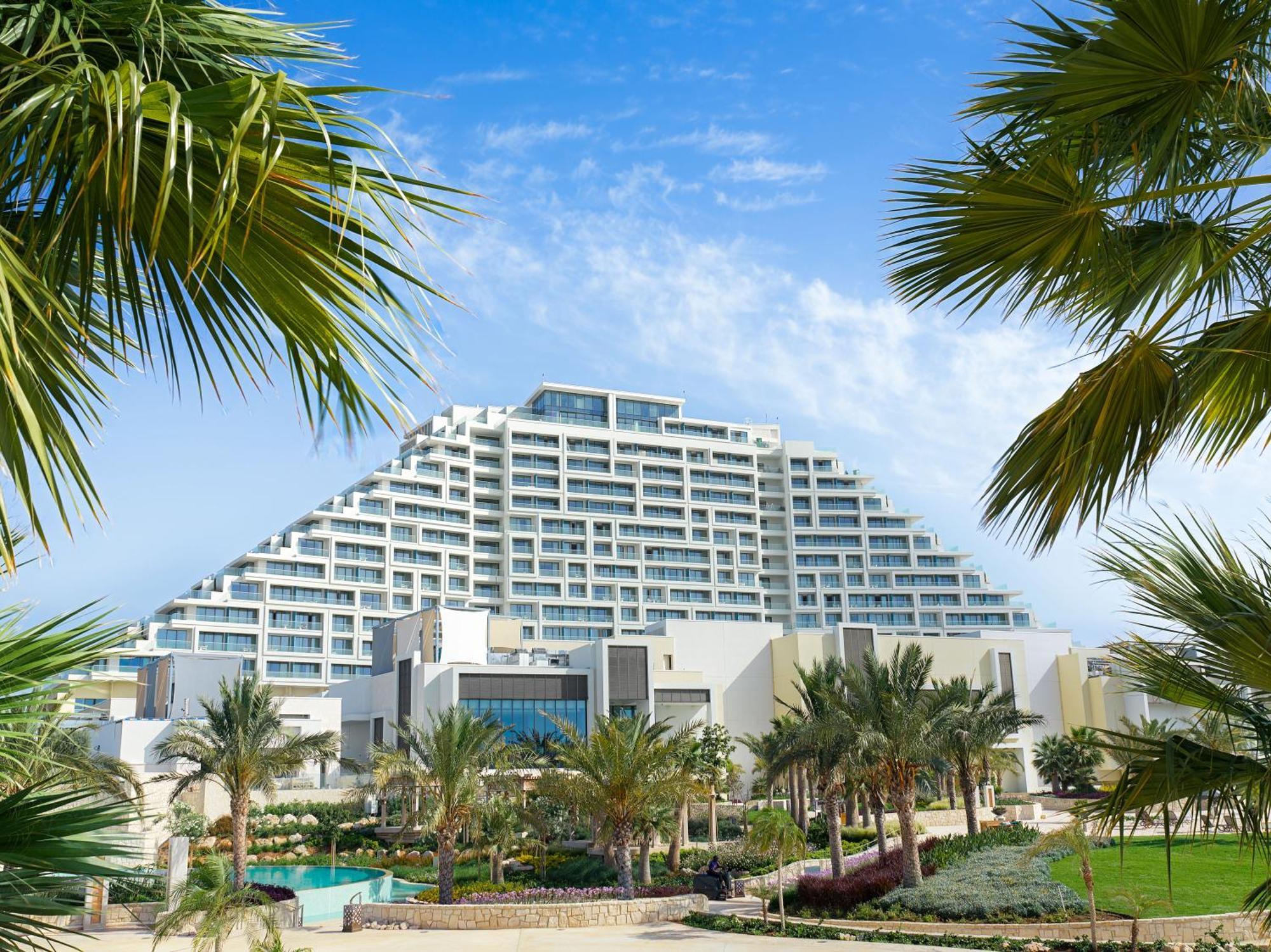 City Of Dreams Mediterranean - Integrated Resort, Casino & Entertainment ลิมาซอล ภายนอก รูปภาพ The St Regis Al Habtoor Palace